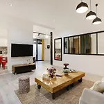 Cosy - 6p-2br - Republique