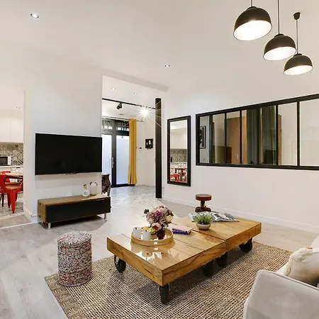 Cosy - 6p-2br - Republique